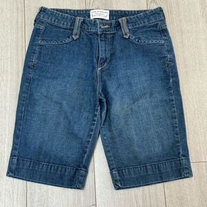 Levi Strauss Signature Shorts Womens 8 Bermuda Mid Rise Blue Denim Casual